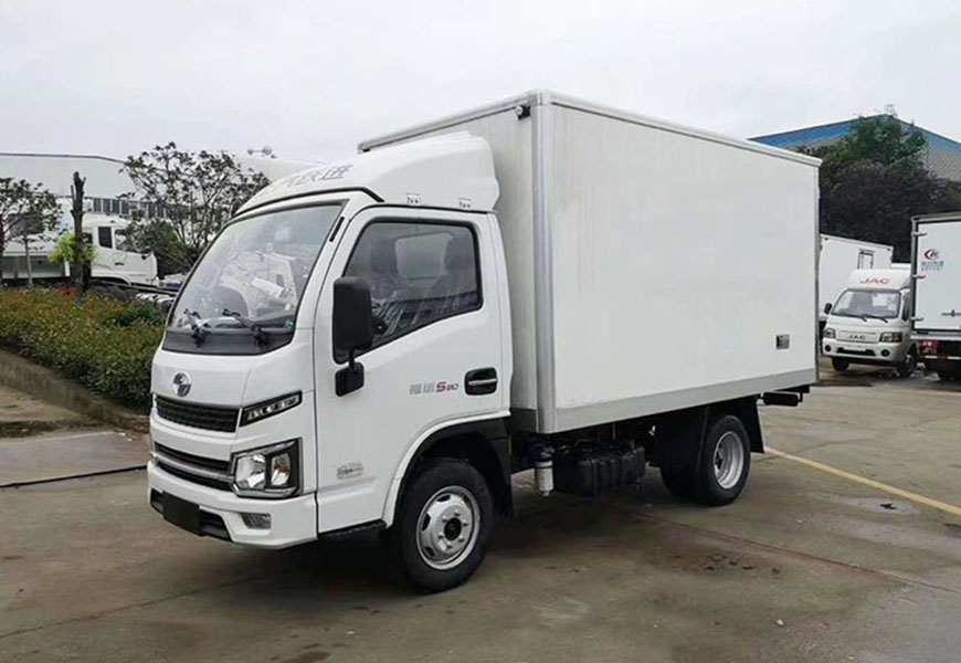 上汽躍進(jìn)福運(yùn)S80柴油版冷藏車 國(guó)六