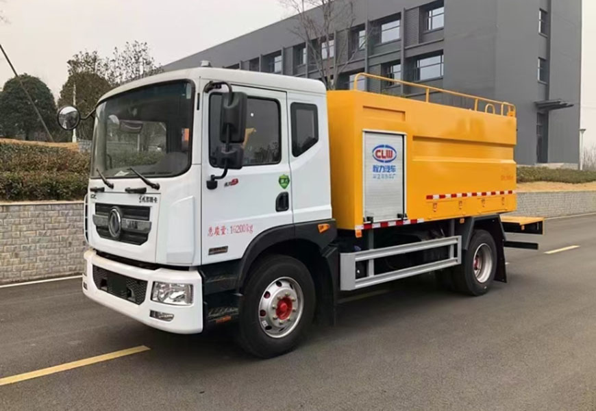 國(guó)六東風(fēng)D9高壓清洗車(chē)圖片