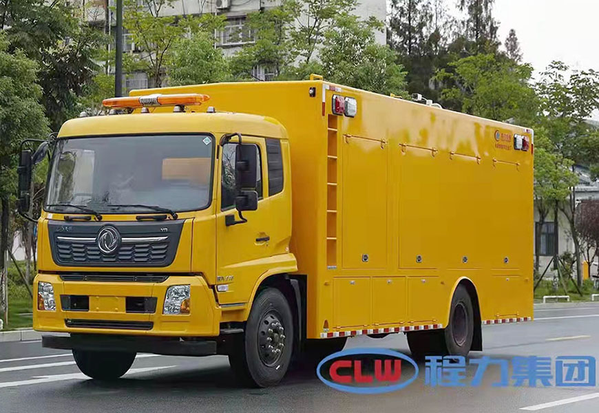 東風(fēng)天錦排水搶險救援車