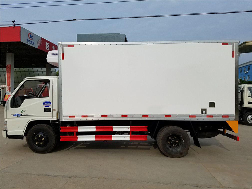 程力威CLW5041XLCJ5冷藏車(chē)