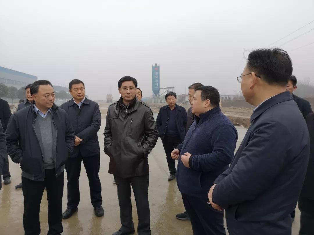 隨州市委、市人大代表團(tuán)蒞臨程力集團(tuán)商用車產(chǎn)業(yè)園視察